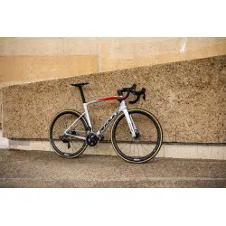 Ridley Bici Noah Disc Ultegra R8020 2x11 Silver/Red/Black NHD01As