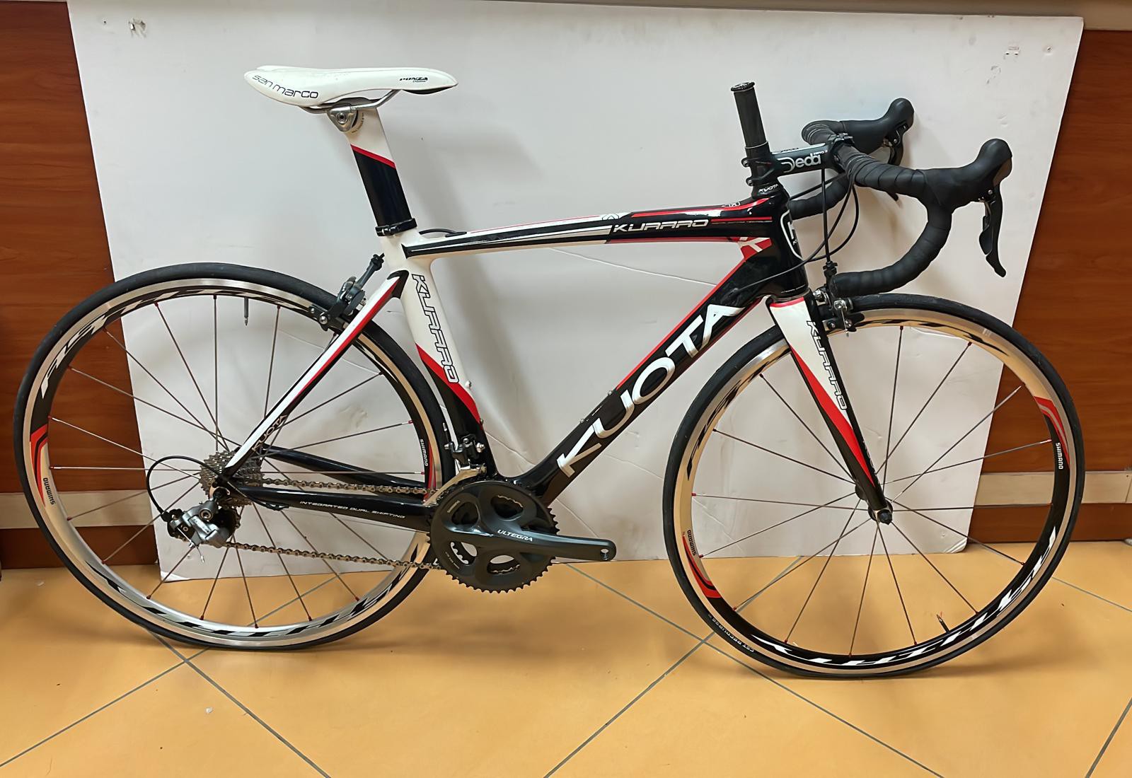 Kuota Kuraro Bike - Shimano Ultegra Mix 6700 10v - Shimano RS