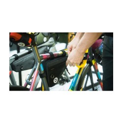 Ulac Borsello tubo orizzontale (sotto) Touring Z (1,7 L) nero - onyx