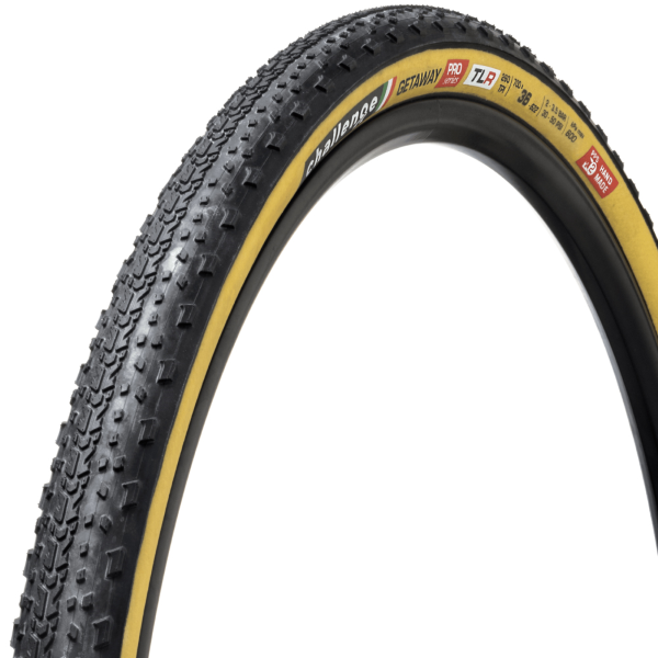 Challenge Copertone Tubeless Ready Handmade Getaway Pro 700x36 Smartplus 260tpi Superpolyester TLR Nero/Para