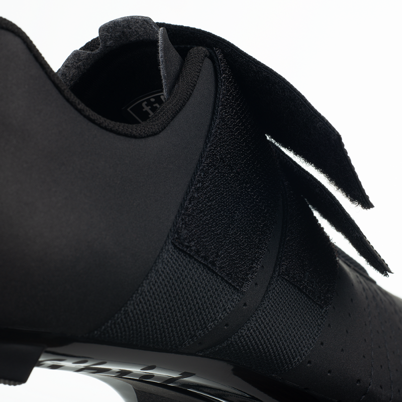 Fizik Scarpe Powerstrap R5 Black