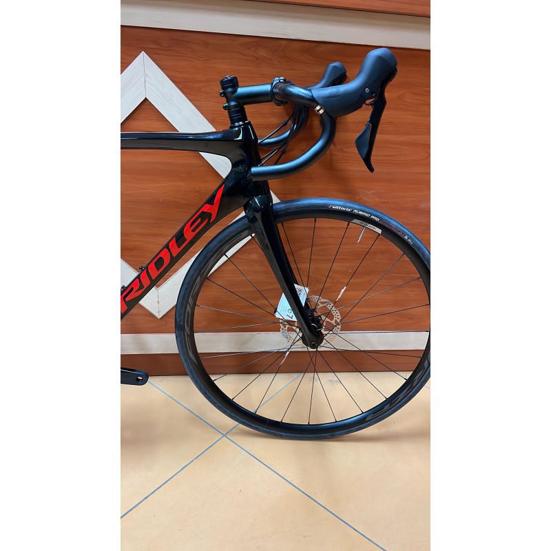 Ridley Bici Fenix SL Disc - Shimano 105 2x11 - Shimano RS 171