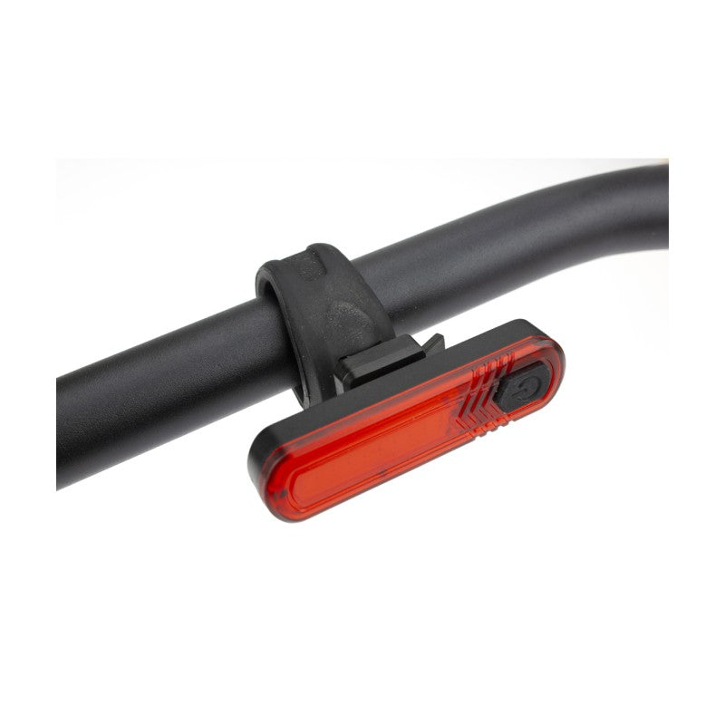 Eleven Fanalino posteriore a led rosso ricaricabile USB 10 led COB