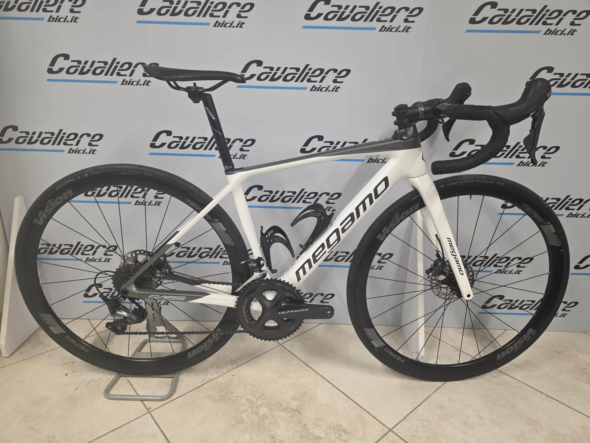 Megamo Bici Raise - Shimano Ultegra R8020 - Vision Team 35 - SEMINUOVA
