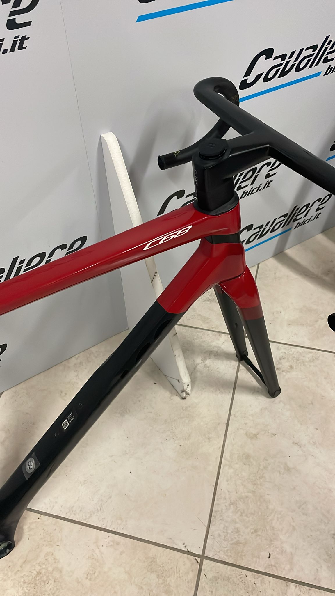 Colnago Telaio C68 Disc HRRD + Manubrio CC.01 - SEMINUOVO