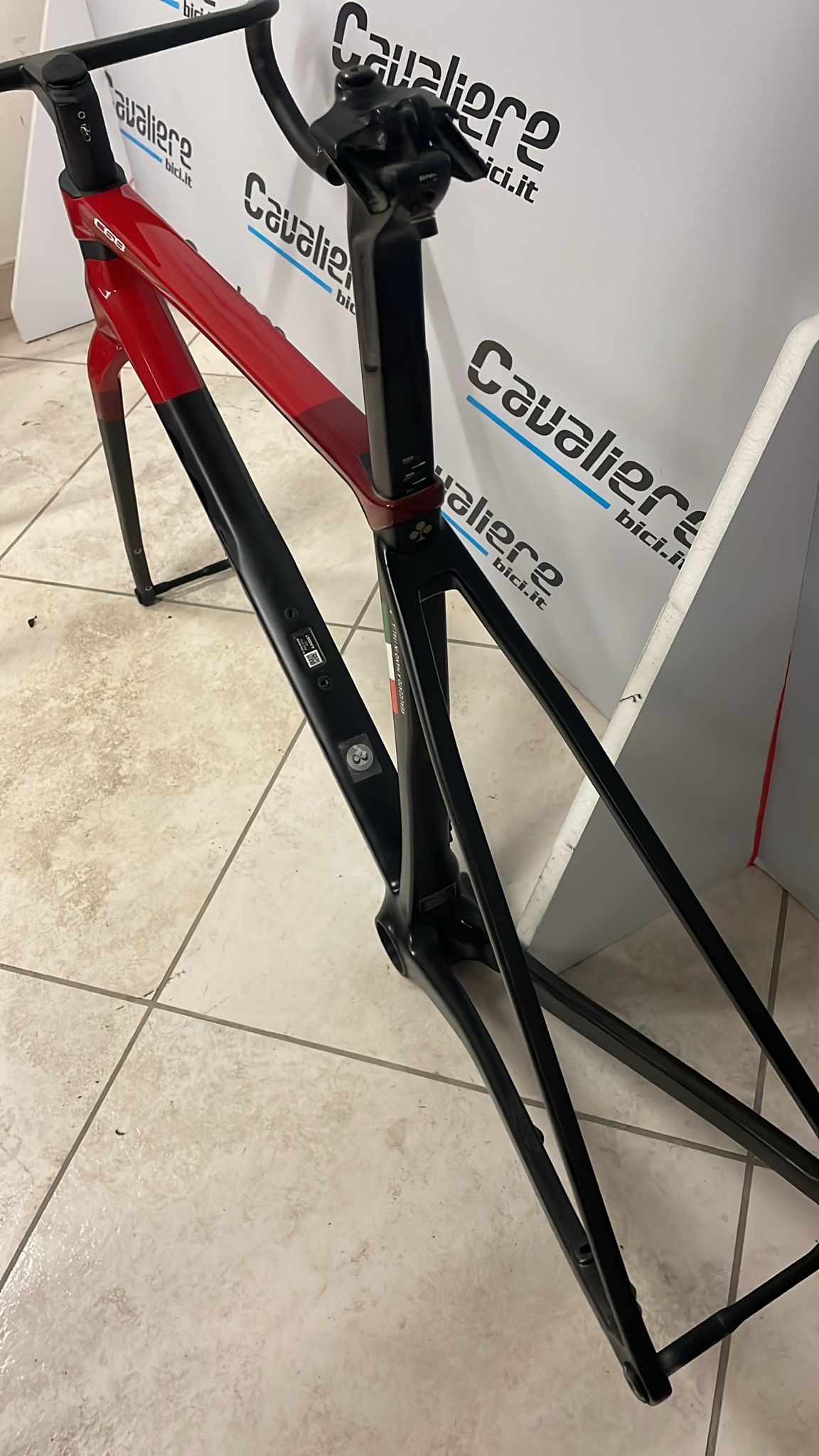 Colnago Telaio C68 Disc HRRD + Manubrio CC.01 - SEMINUOVO