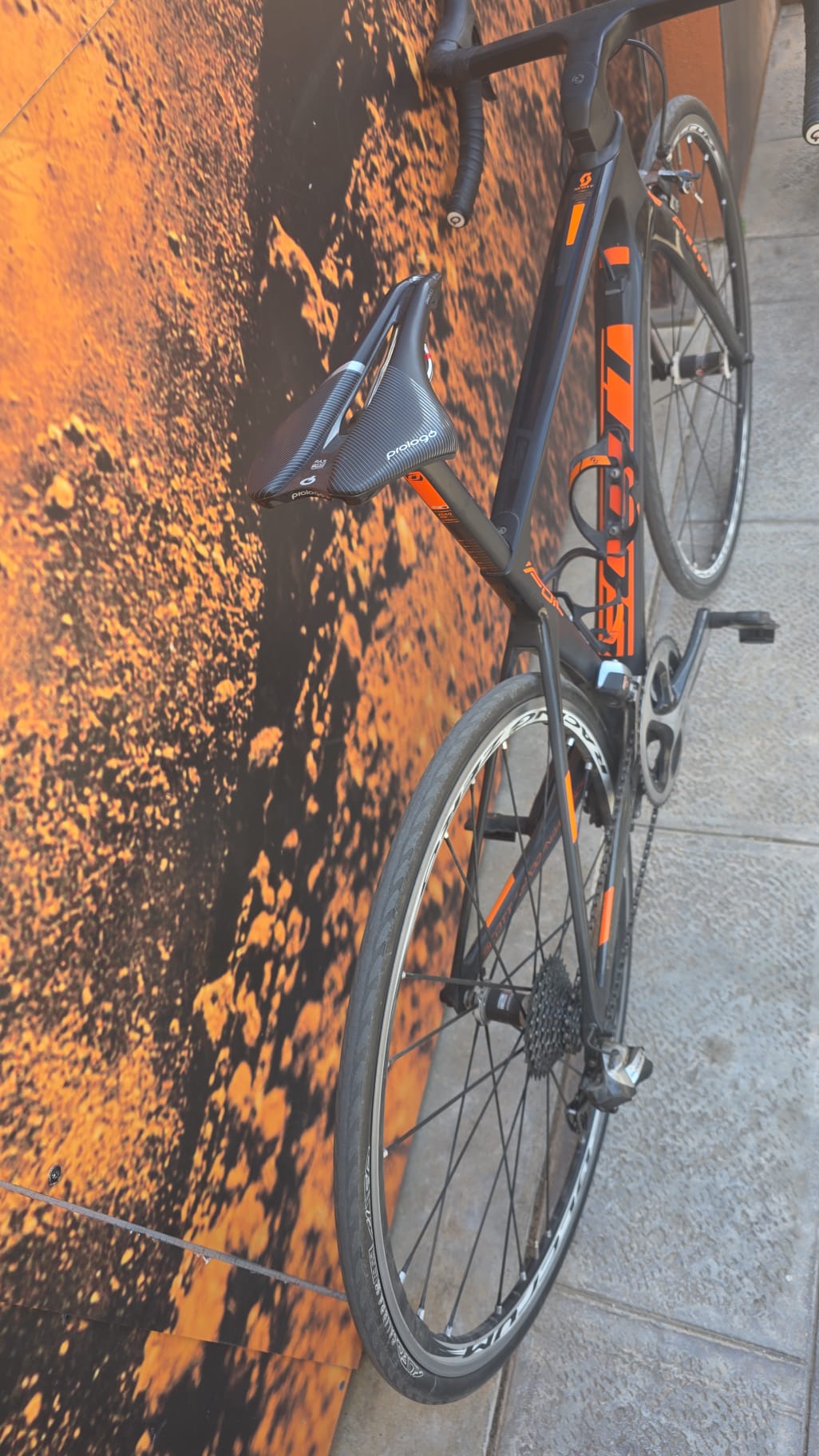 Calibre Road Bike - Shimano Ultegra 11S - Trimax 35 Semi-new